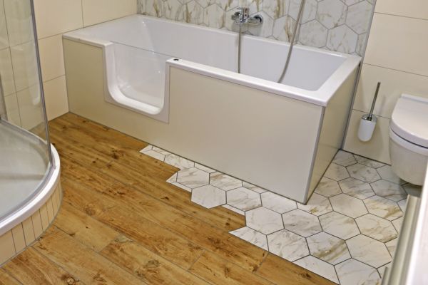 Safe Bathing Tub Installation